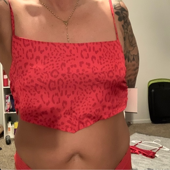 PacSun Storm Reid Crop Top - Picture 6 of 6